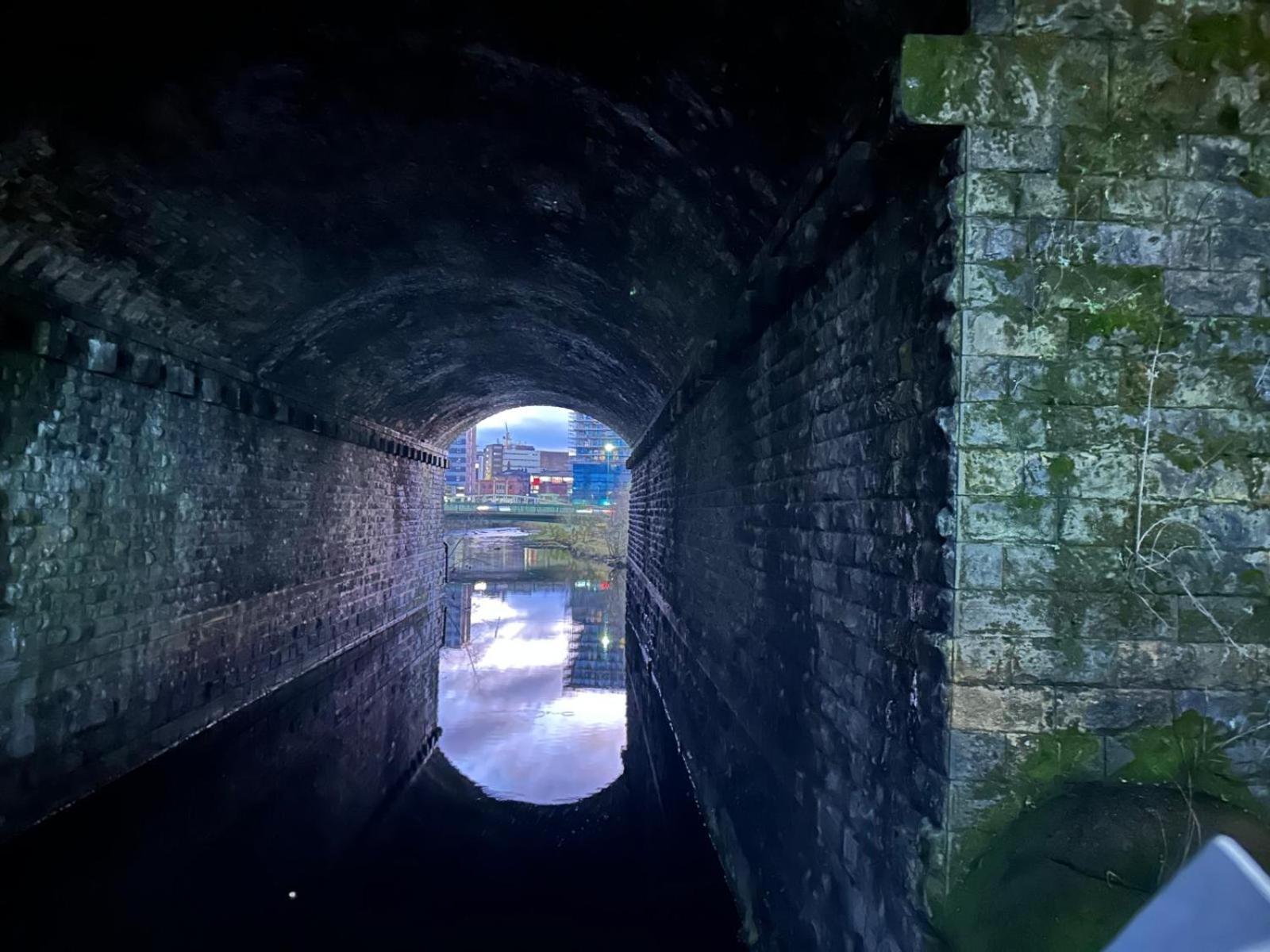 New York Style, Central, Canal River Don, 2 Levels, 6pp, Free Parking, 5g Wifi Sheffield