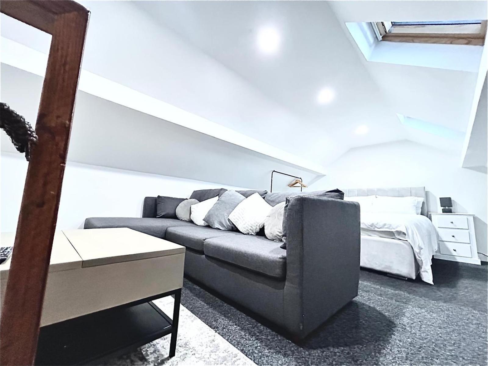 Apartment New York Style, Central, Canal River Don, 2 Levels, 6pp, Free Parking, 5g Wifi Sheffield
