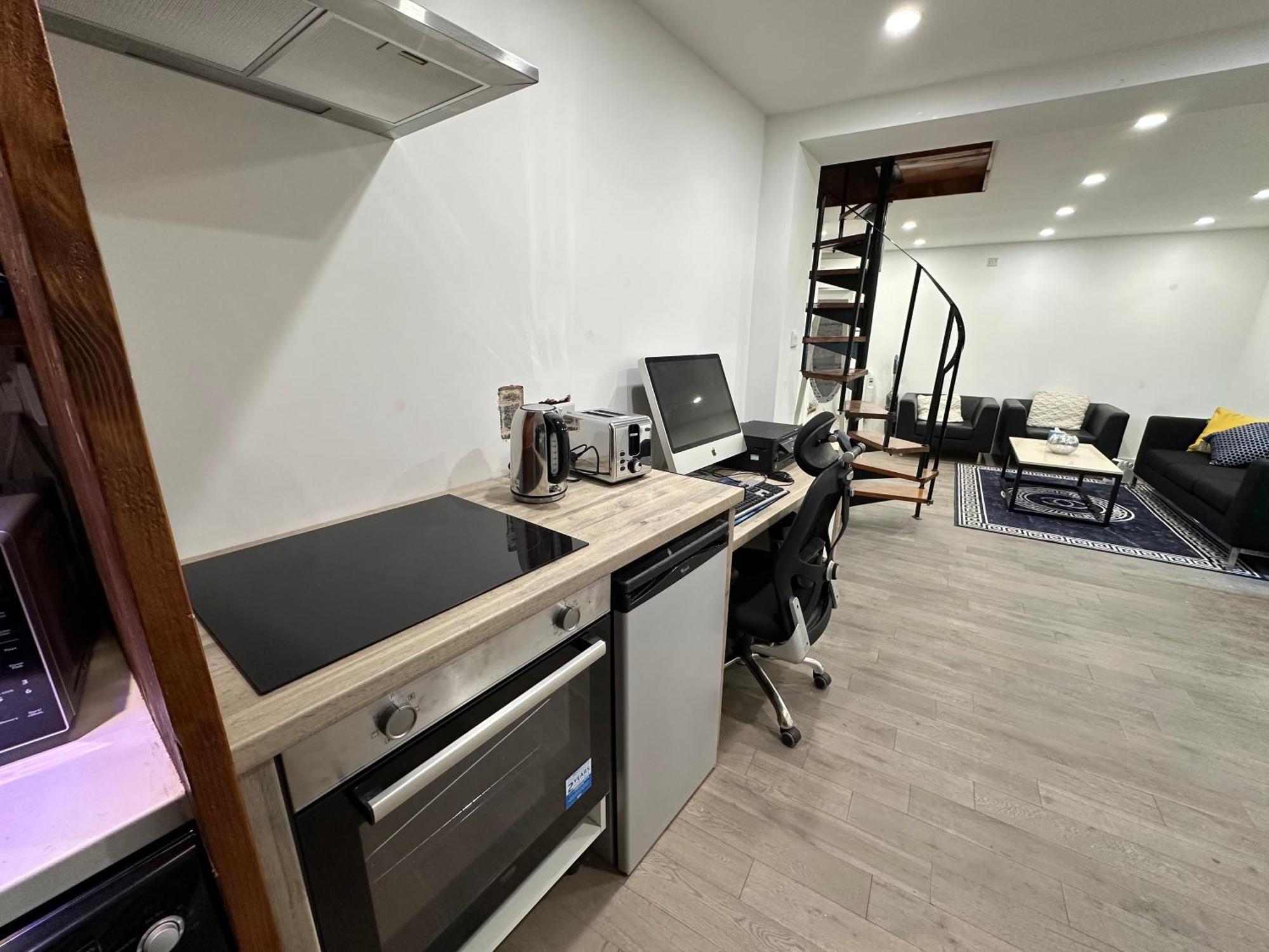 New York Style, Central, Canal River Don, 2 Levels, 6pp, Free Parking, 5g Wifi